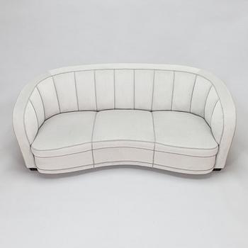 A 1930s sofa, model 'Näyttely 2' (Exhibition 2), Huonekaluliike Majander Oy, Finland.
