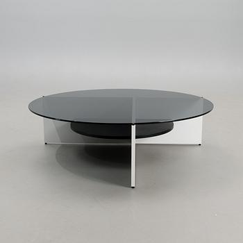 ELINA ULVIO, "DIVIDE". 2016.