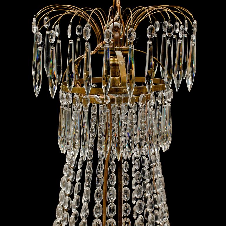 LJUSKRONA, gustaviansk stil, 1900-talets början, höjd ca 90 cm.