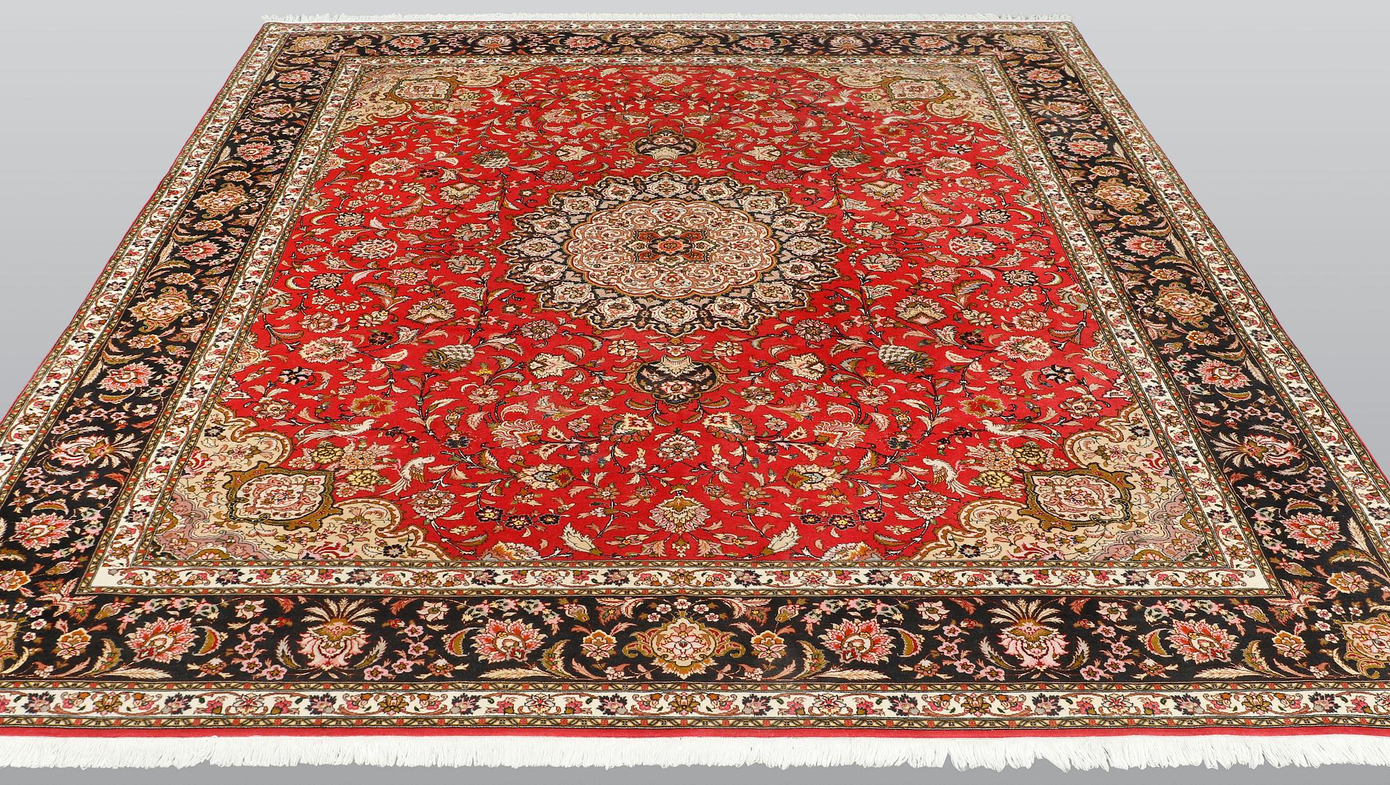 Matta, Figural Täbriz, Part Silk, sk 50 Radj, ca 307 x 248 cm.