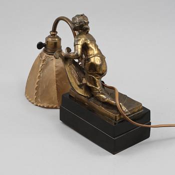 PIANOBELYSNING, 1900-talets första hälft.