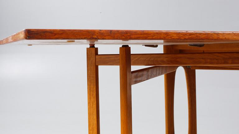 A table by Bent Winge for Kleppes Møbelfabrik in Norway from the second halt of the 20th century.