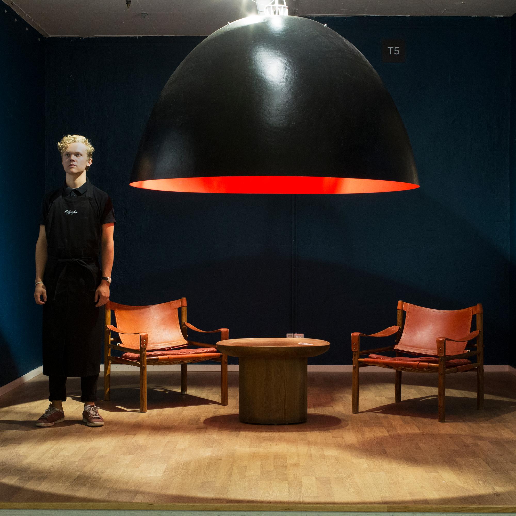 TAKLAMPA, Ingo Maurer, "XXL Dome", formgiven 1999.