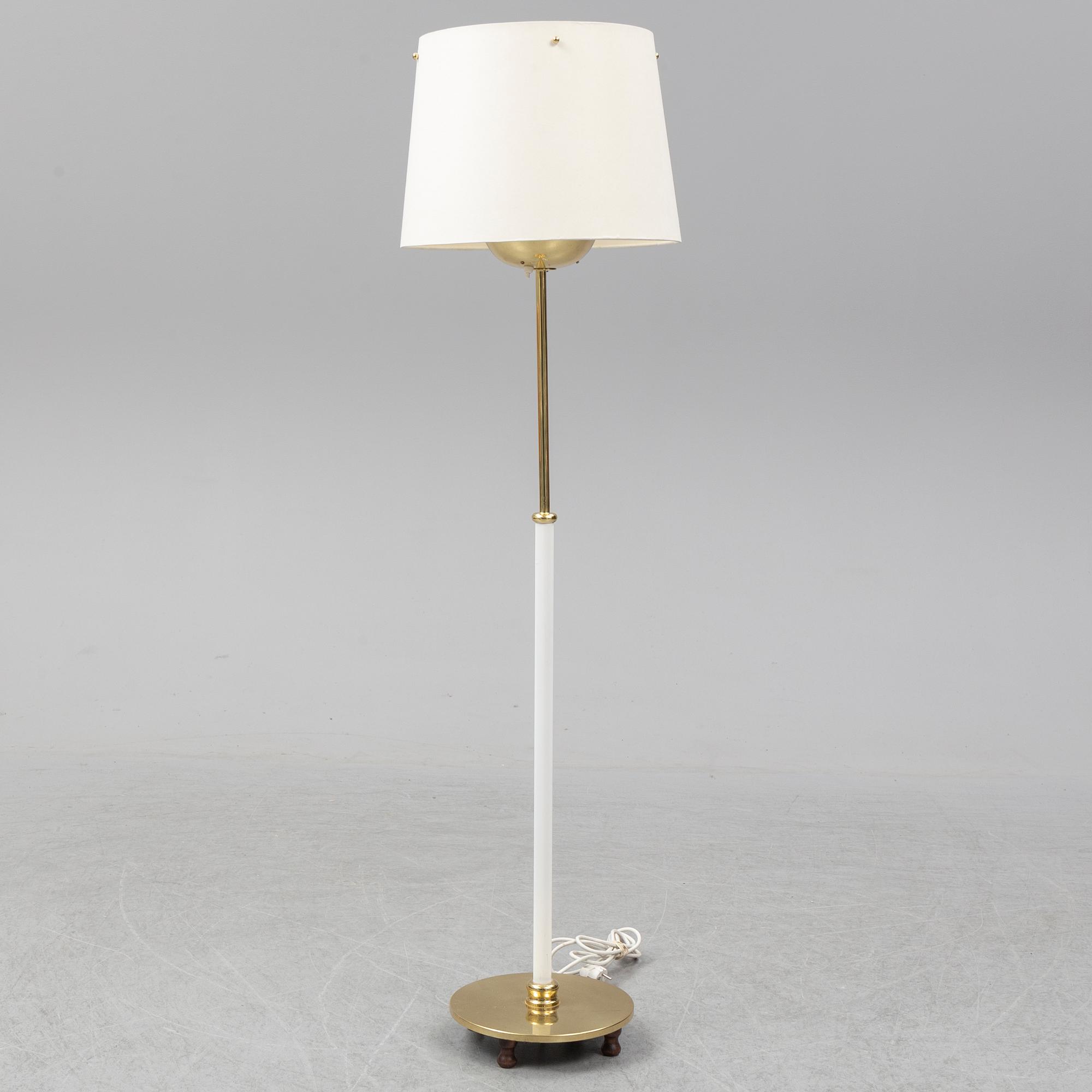 JOSEF FRANK, golvlampa, modell 2564, för Firma Svenskt Tenn.