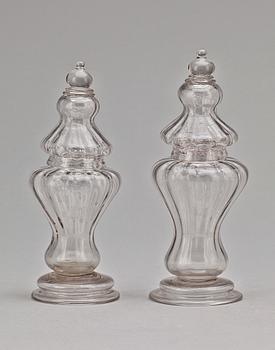 VINÄGERFLASKA/SOCKERRUSKA, glas, rokoko, 1700-talets andra hälft.