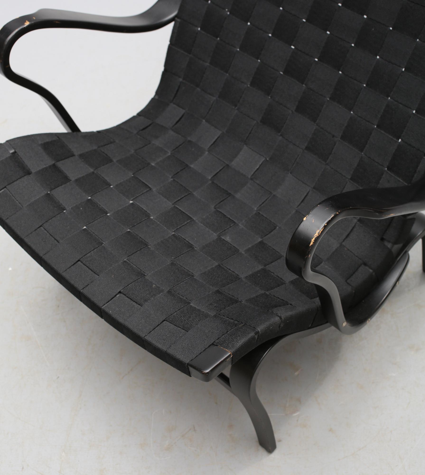 FÅTÖLJ, "Pernilla", Bruno Mathsson, Dux, 1900-talets andra hälft.