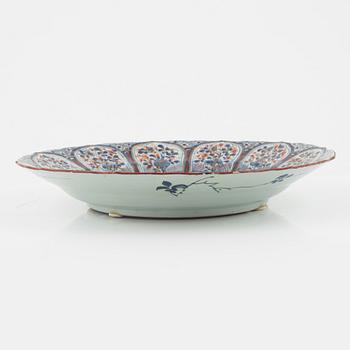 A porcleain dish, China, Kangxi (1662-1722).