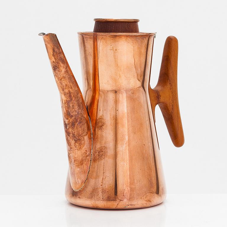 Tapio Wirkkala, a four-piece copper and teak coffee set, TW 164, Kultakeskus, Hämeenlinna, Finland. Design year 1961.