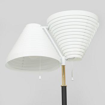 Alvar Aalto, lattiavalaisin, malli A810, Artek, 1900-luvun loppu.