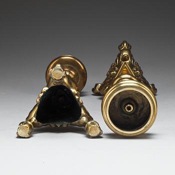 ALTARLJUSSTAKAR, ett par. Barockstil, 1900-talets första hälft.