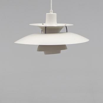 TAKLAMPA, PH-5, Poul Henningsen, Danmark, 1900-talets andra hälft. Höjd ca 25 cm.