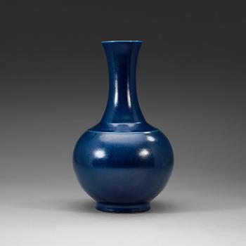 A monocrome blue vase, presumably Republic, 20th Century, with Guangxu six character mark.