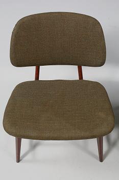 STOLAR, ett par, "TeVe", Alf Svensson, Ljungs Industrier, modellen formgiven 1953.
