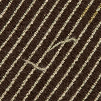 Eliel Saarinen, a Finnish long pile rug, model for the Friends of Finnish Handicraft. Circa 185 x 125 cm.