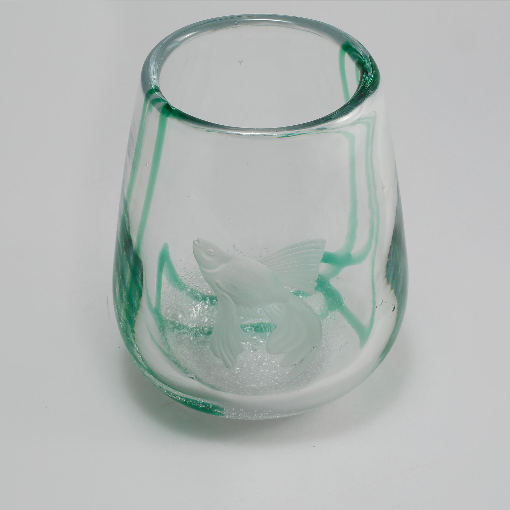 VAS, glas, Vicke Lindstrand, Orrefors, signerad.