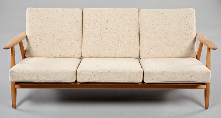 SOFFA, "Cigarren", Hans J Wegner, Getama, Danmark, 1970-tal.