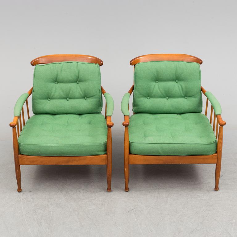 KERSTIN HÖRLIN-HOLMQVIST, fåtöljer, ett par, "Skrindan", OPE-möbler, 1900-talets andra hälft.