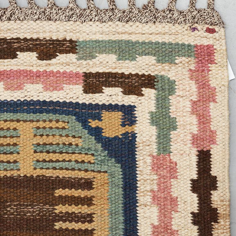 Märta Måås-Fjetterström, Matto, "Dukater", flat weave ca 394-401 x 249,5-251,5 cm, signed AB MMF.