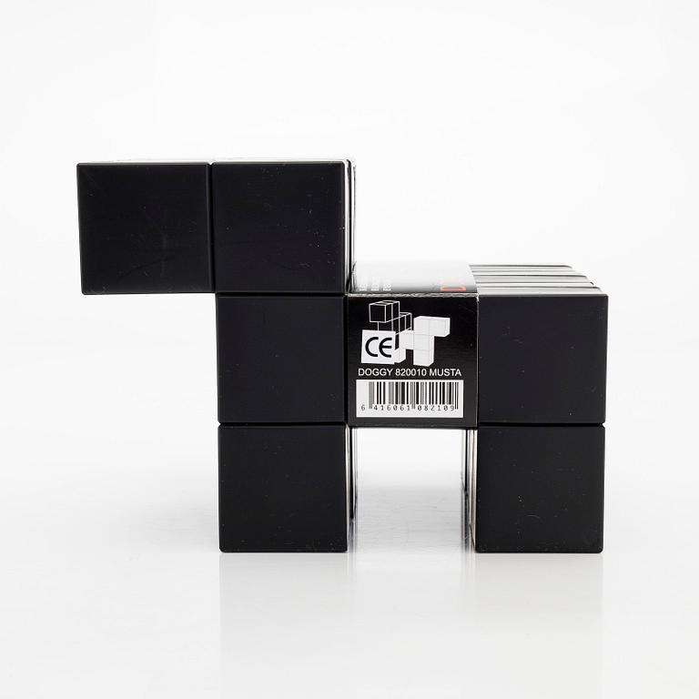 Eero Aarnio, rakennuspalikoita, 30 kpl, "Doggy", Plastex 2009.