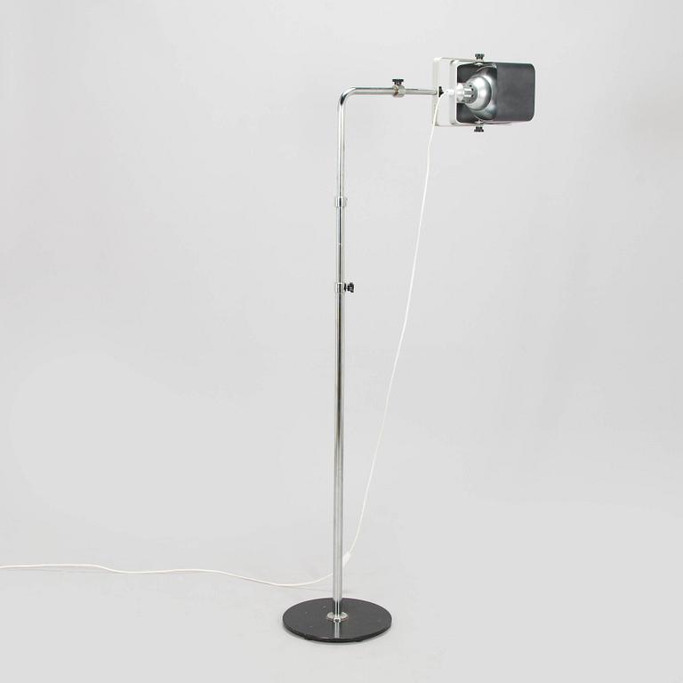 Yrjö Kukkapuro, lattiavalaisin, malli 100 G, Haimi, 1960-luku.