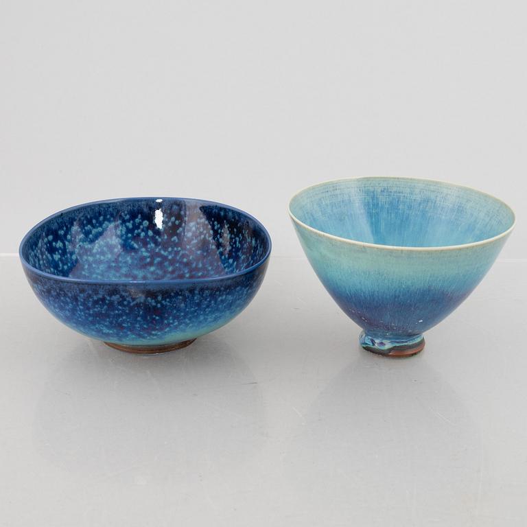 Berndt Friberg, a set of two stoneware vases and three bowls, Gustavsberg Studio 1965-74.
