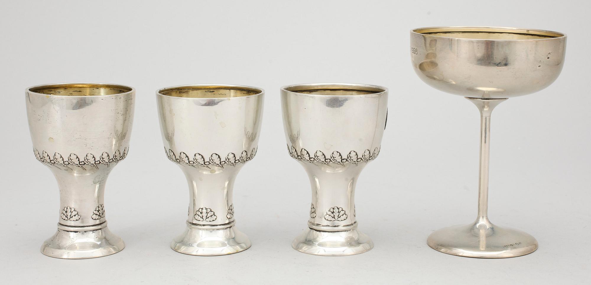 POKALER, 4 st, silver, C G Hallberg, Stockholm 1900-talets första hälft. Total vikt ca 212 g.