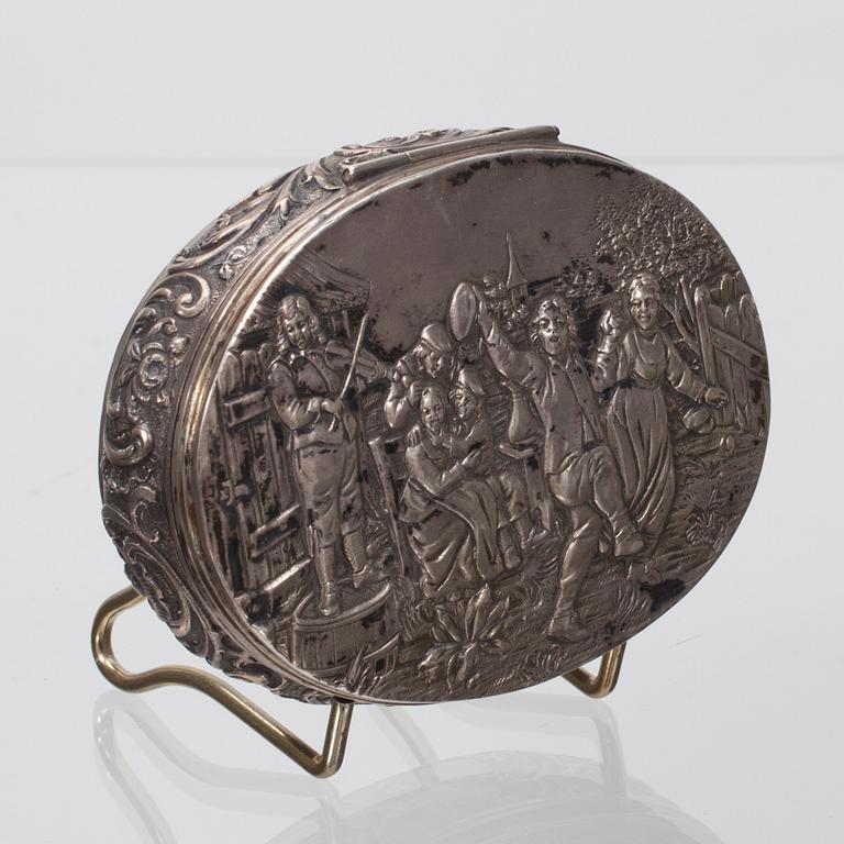 DOSA, FAT, 2 st, och ASKFAT, 2 st. Silver. Bl.a. Holland 1920-tal. Vikt totalt ca 260 g.