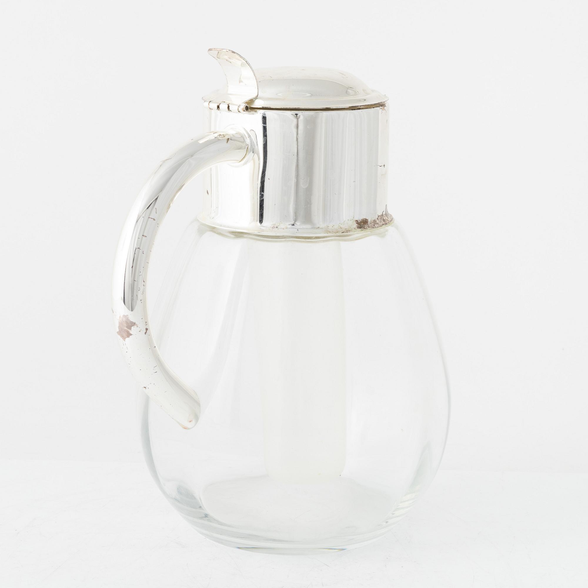 Lemonadkanna / cocktailkanna, glas och vitmetall, 1900-tal.