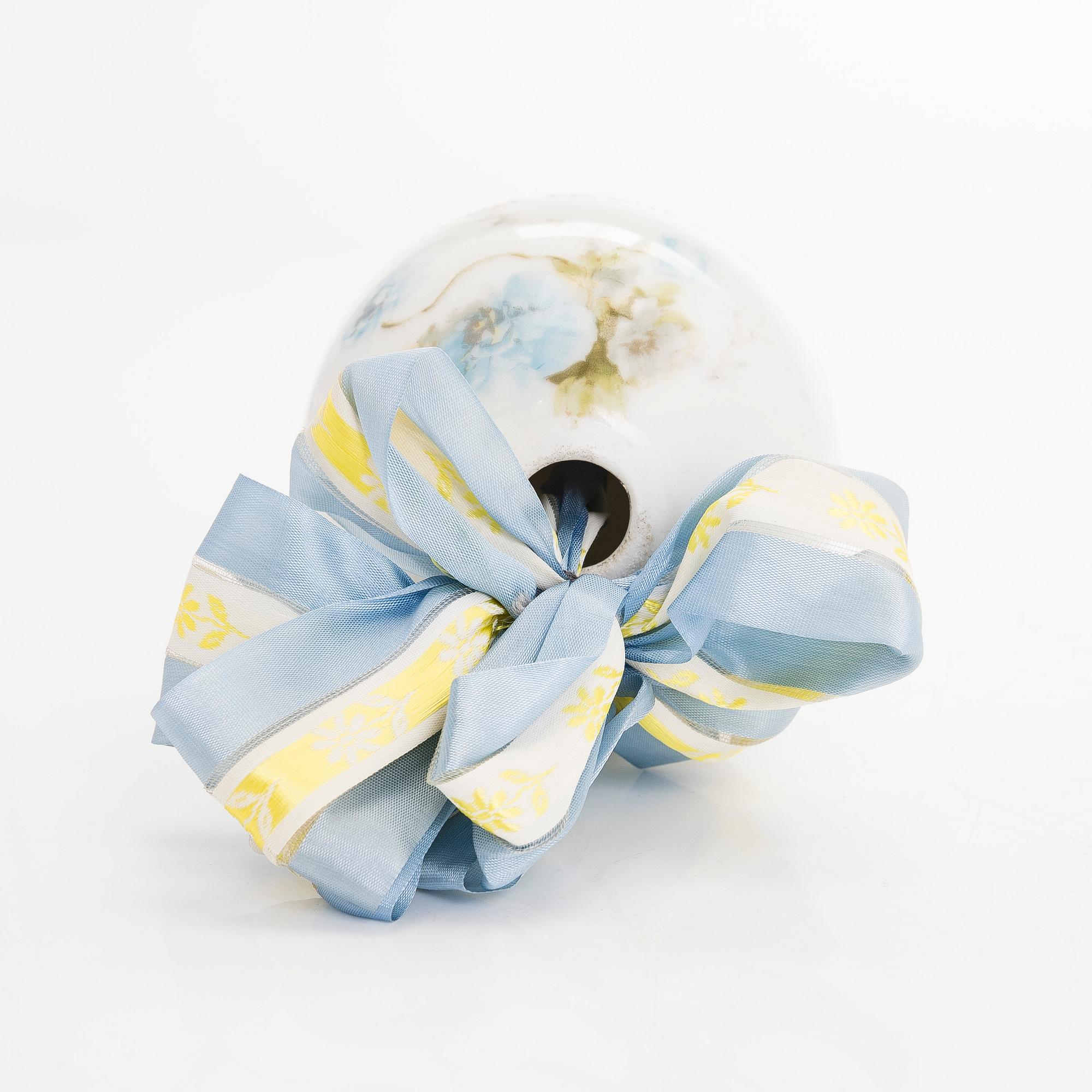 Påskägg, porslin, Ryssland, 1800-talets slut.