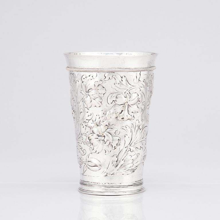 A German baroque silver beaker, marks of Leonhard Rothaer I, Hamburg.