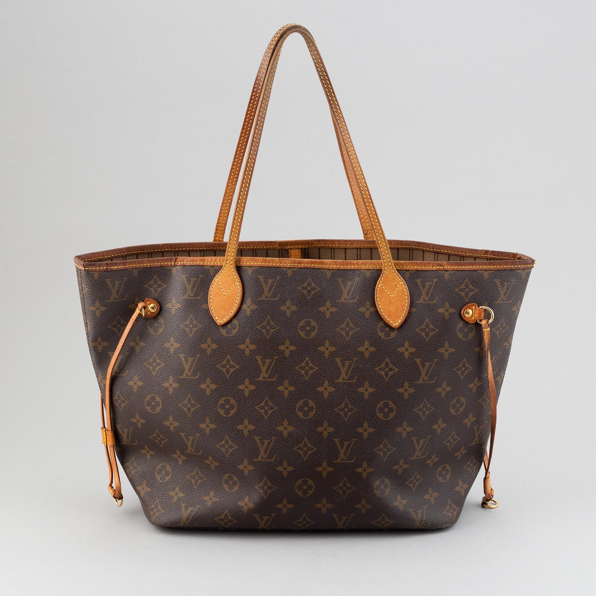 Louis Vuitton, a monogram canvas 'Neverfull' bag.