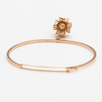 Liisa Vitali, A 14K gold bracelet "Kevät" (spring). Westerback, Helsinki 1970.