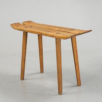 BÄNK, möjligen Carl Malmsten, 1900-talets andra hälft.