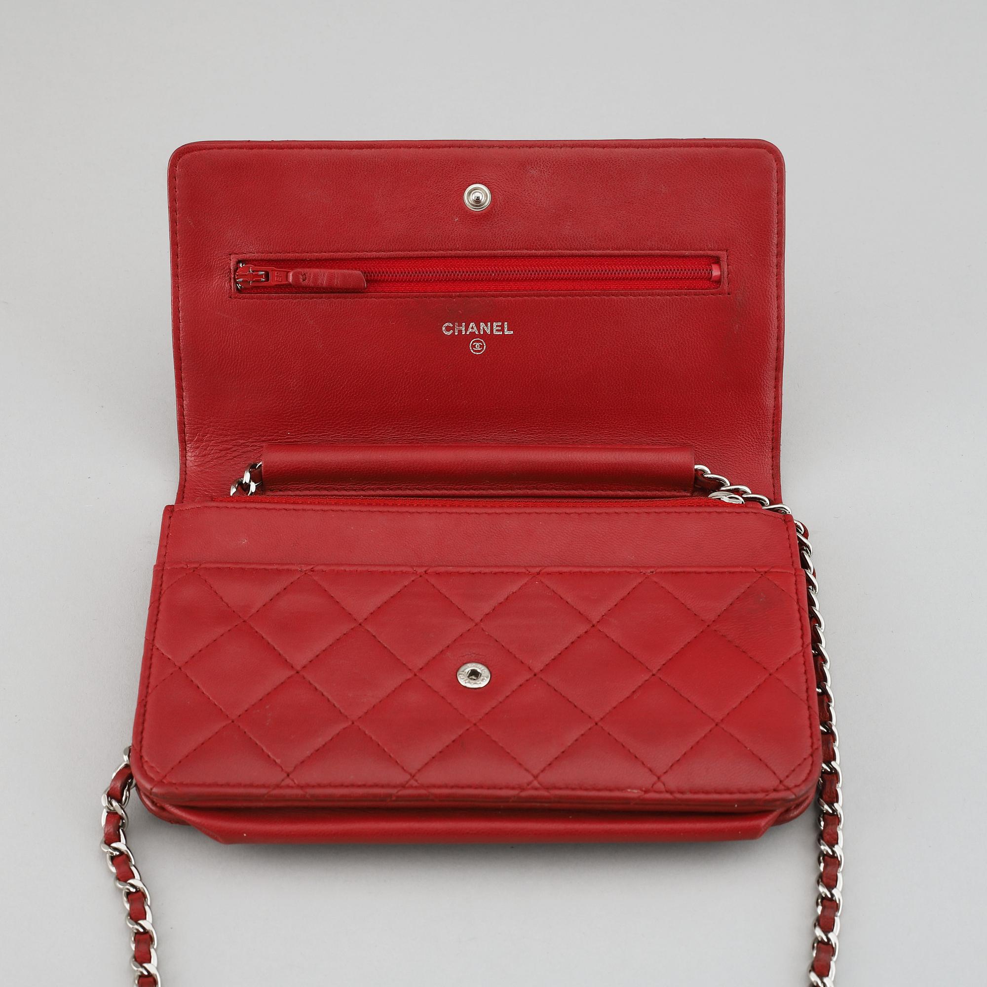 CHANEL, 'Wallet on chain', 2014.