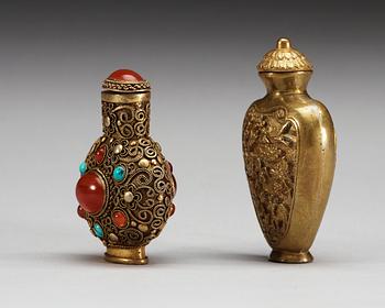 Two metal snuff bottles, Qing dynasty.