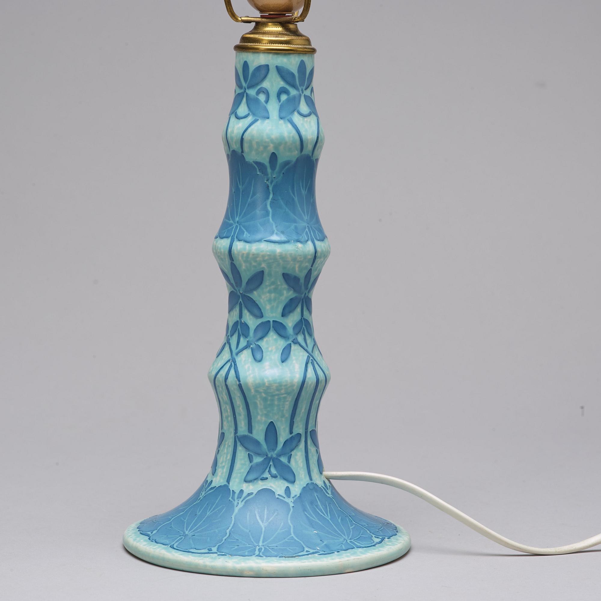 ELSA ENGESTRÖM samt JOSEF EKBERG, bordslampa och 2 skålar, Gustafsberg 1911 och 1914.