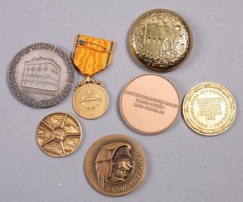 MADALJER, 7 st, brons resp silver, 1930-tal till 1980-tal.