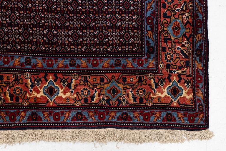 A Senneh carpet, c. 284 x 204 cm.