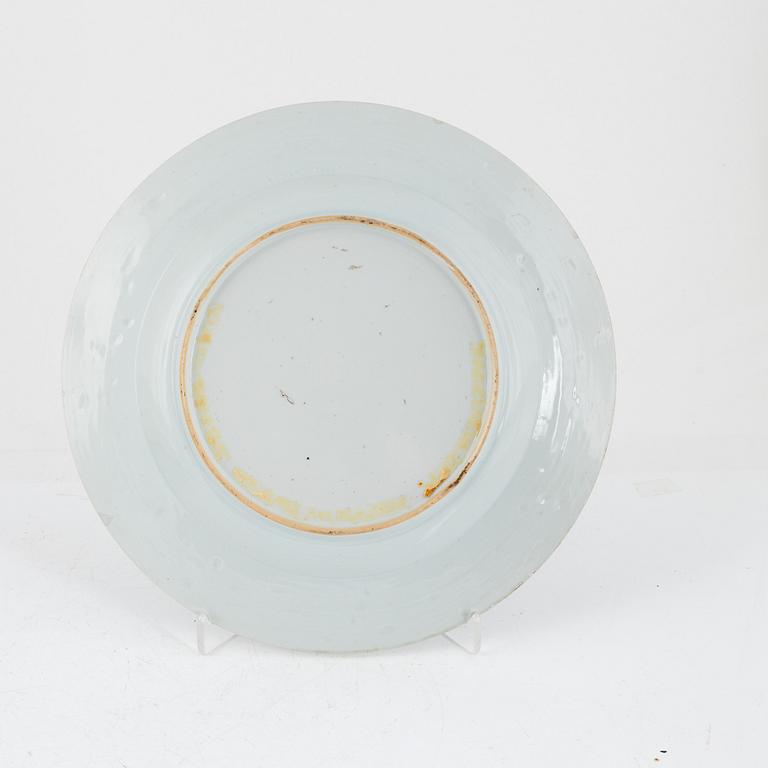 A blue and white Chinese export porcelain dish, Qing dynasty, Qianlong (1736-95).