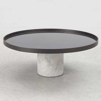 Piero Lissoni, a "9 Occasional" coffee table, Cassina.