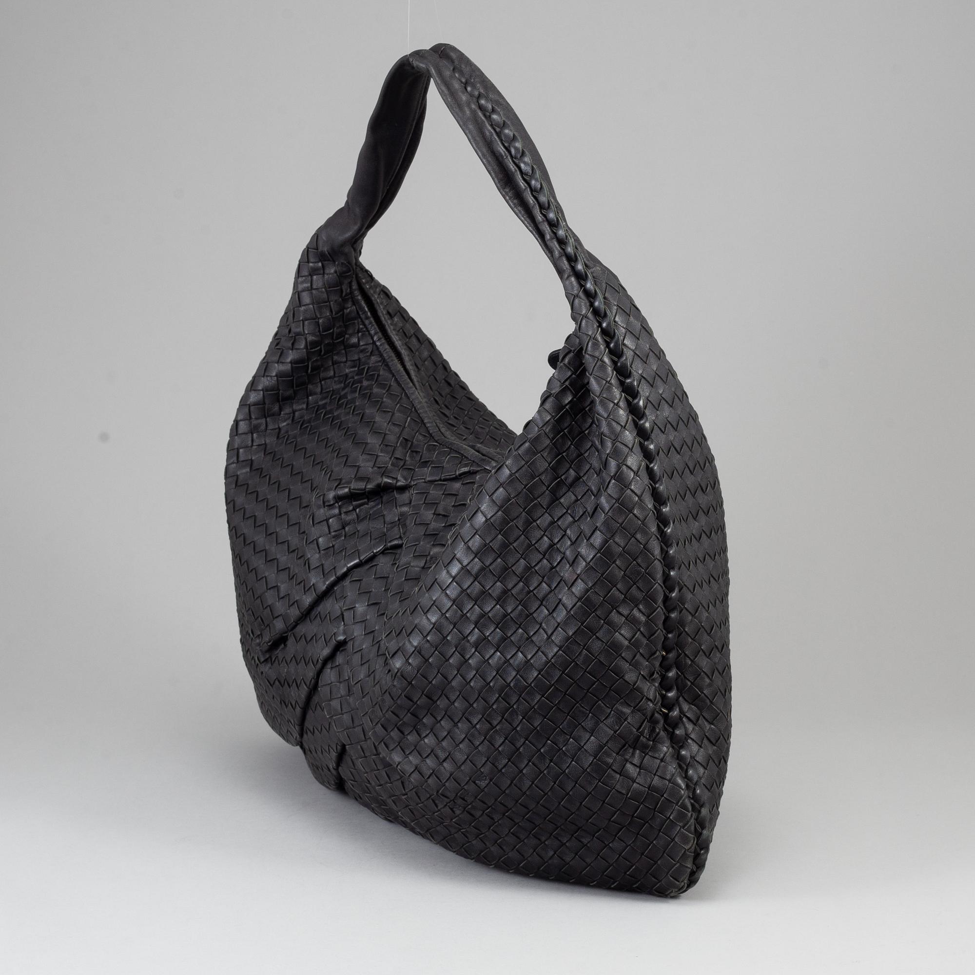 BOTTEGA VENETA, a hobo leather bag.