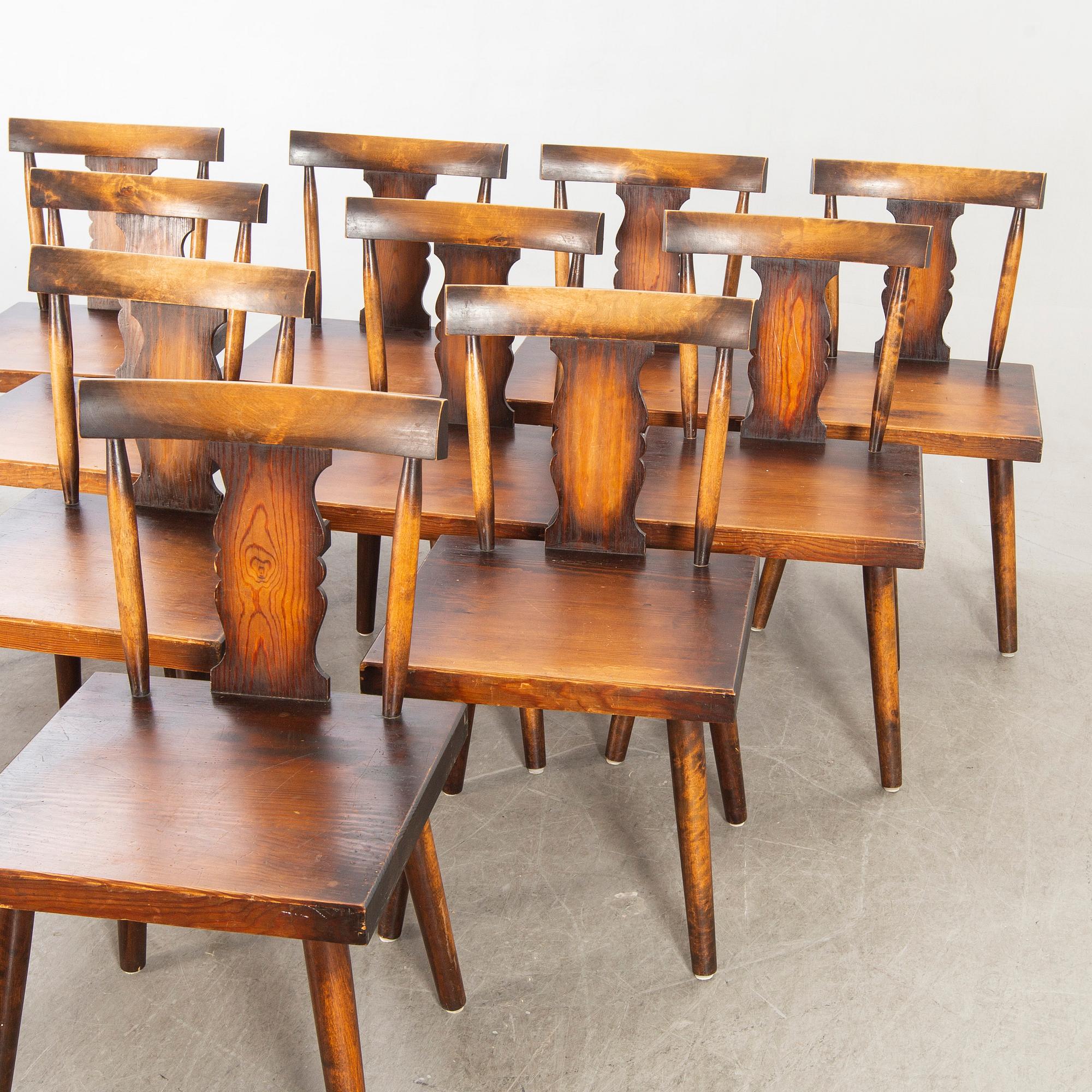 A 1940's 11 pcs dining table and chairs.