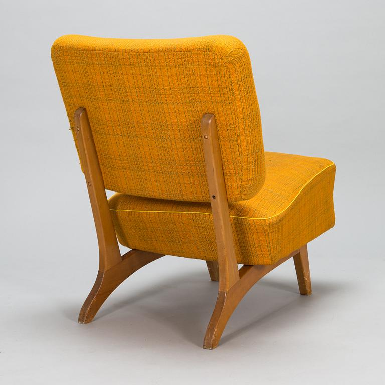 Oiva Parviainen, a mid-20th century 'Susanna' armchair for Lahden Lepokalusto, Finland.
