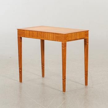 CARL MALMSTEN, a smal sideboard.