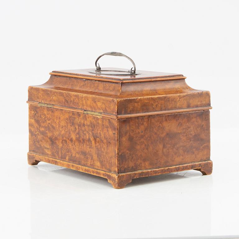 Box by Erik Malmberg (master in Köping 1789-1807) Late Gustavian.