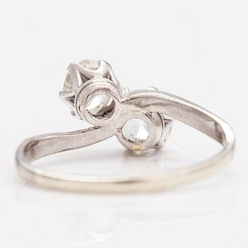 An 18K white gold ring with old-cut diamonds ca. 0.90 ct in total. Import marked Westerback, Helsinki 1974.