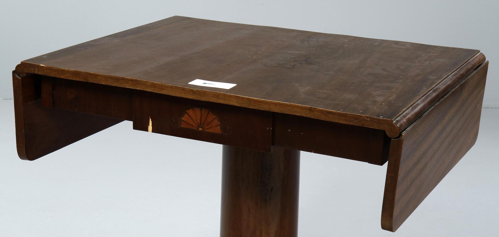 SALONGSGRUPP, 4 delar, Karl Johan-stil, 1900-talets början.