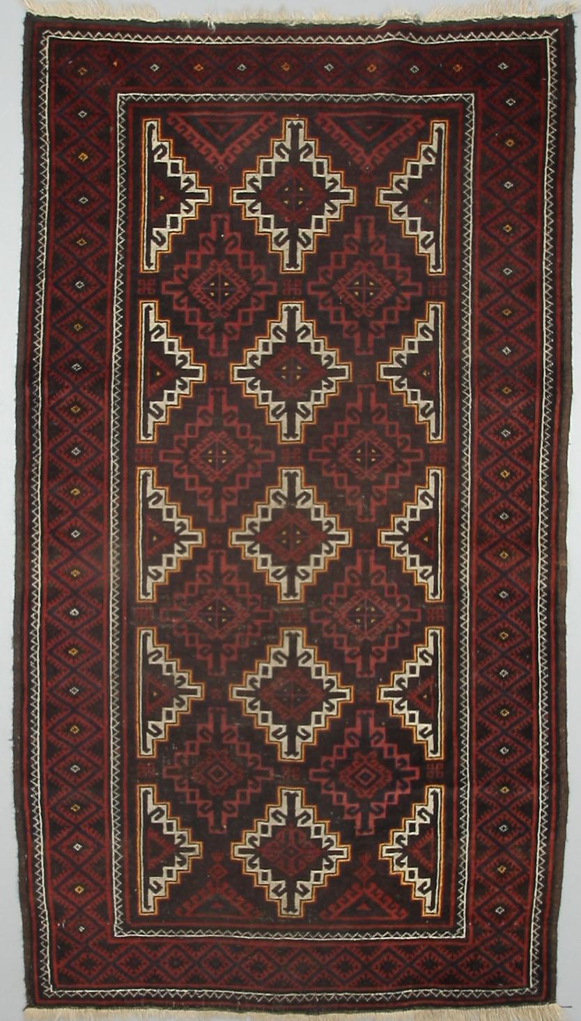 MATTA, orientalisk. 214 x 119.