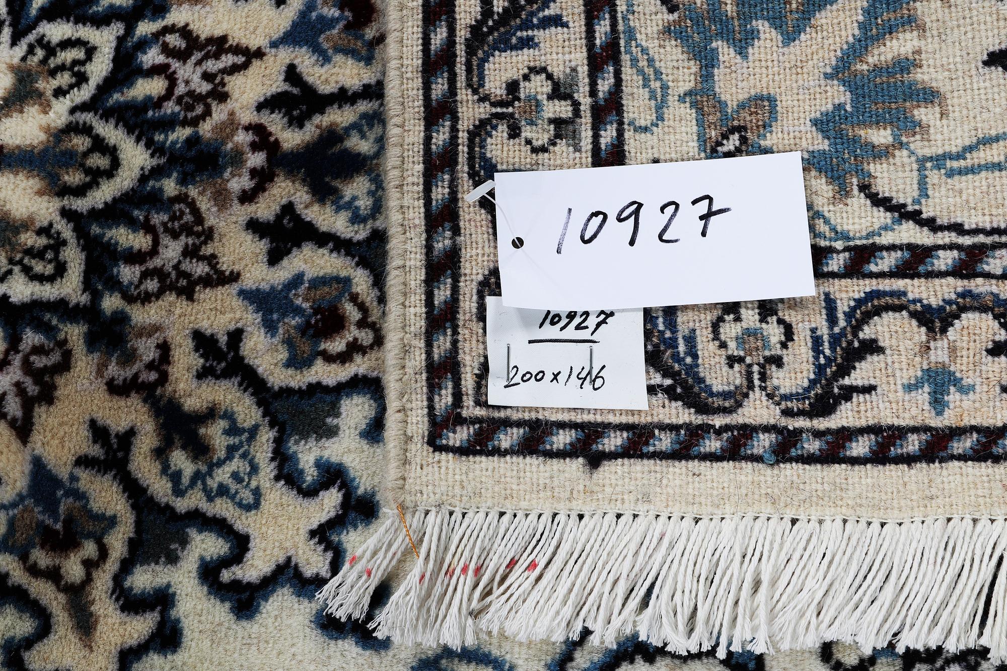 A rug, Nain, part silk, sk 9 LAA, ca 209 x 146 cm.
