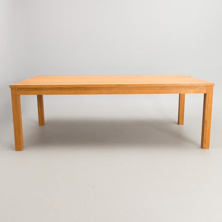 MATBORD OCH 12 STOLAR, Design House Stockholm, 2000-tal.